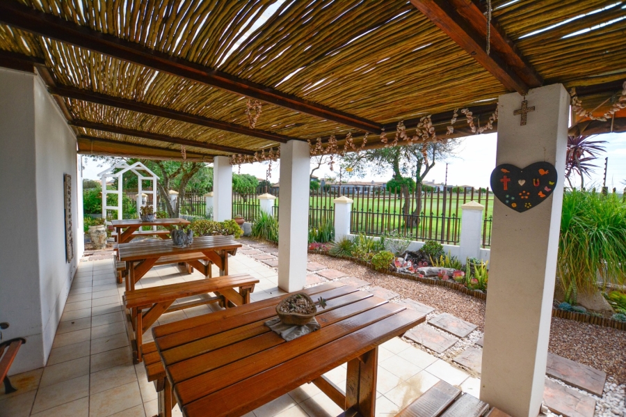 7 Bedroom Property for Sale in Country Club Western Cape